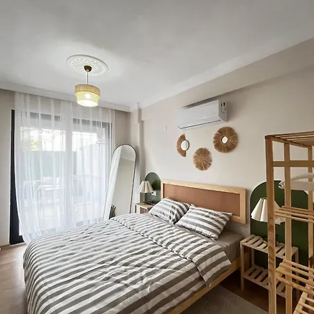 아파트 New With Garden For 4 페티예